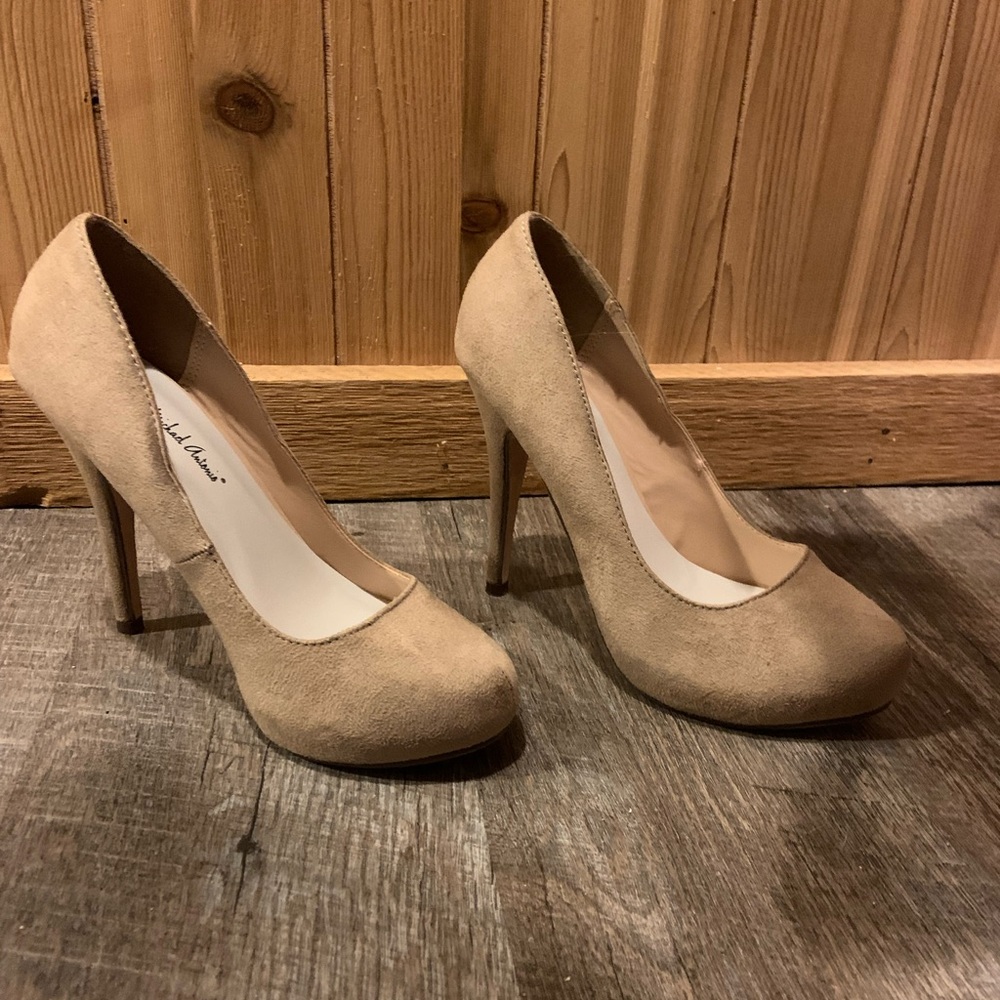 Michael Antonio heels. Size 6. Worn once